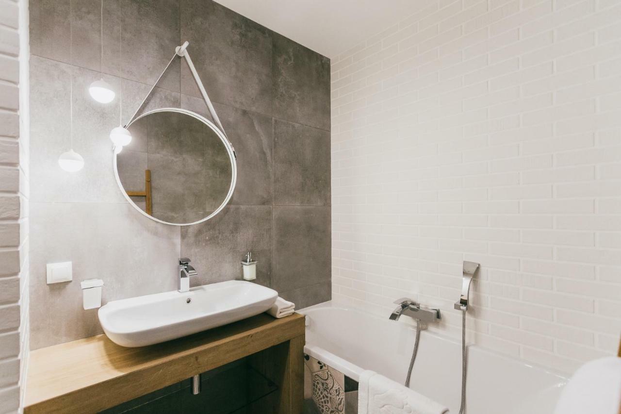 Eight Lux View In Old Town And Free Parking Apartment Krakow Exterior photo